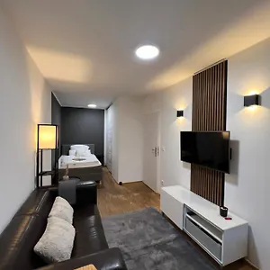 Apartment Medienhafen Direkt Am Zentrum Düsseldorf